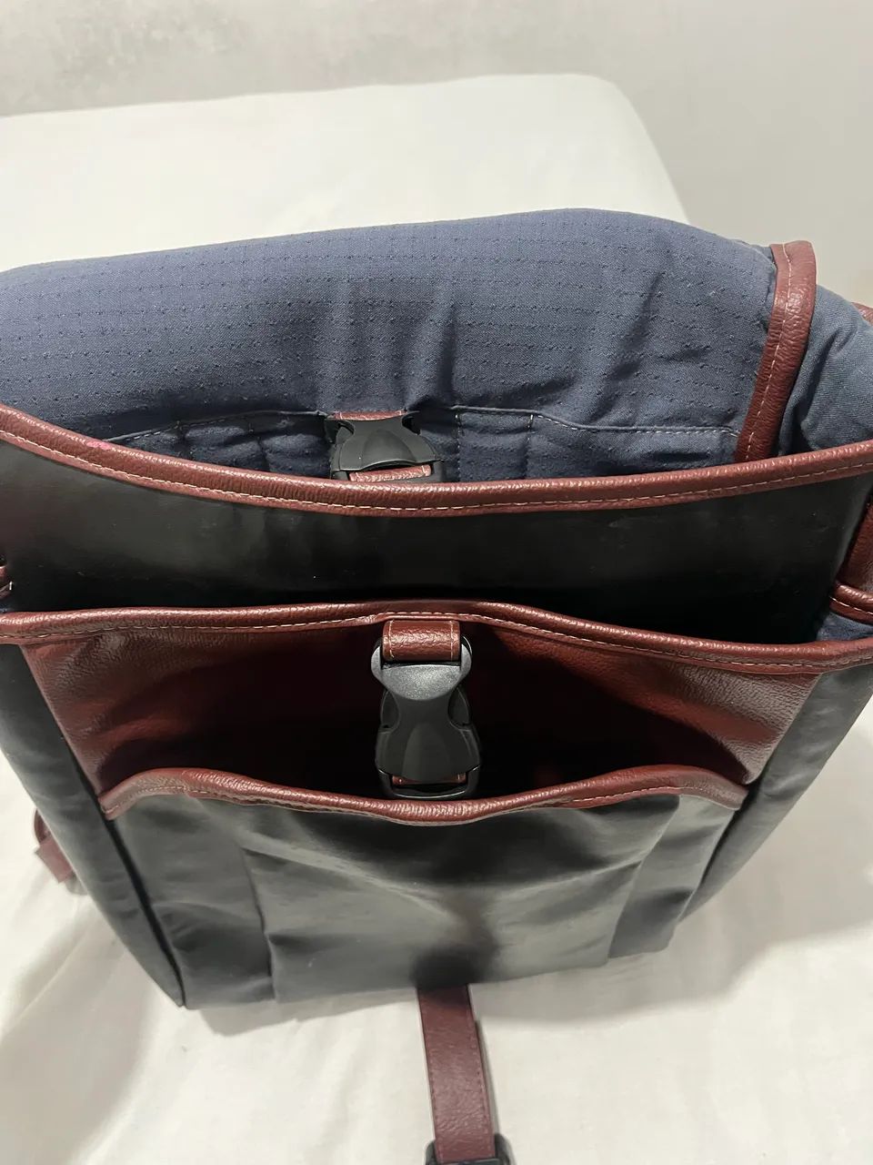 Mochila/Bolsa couro unissex  - Foto 3