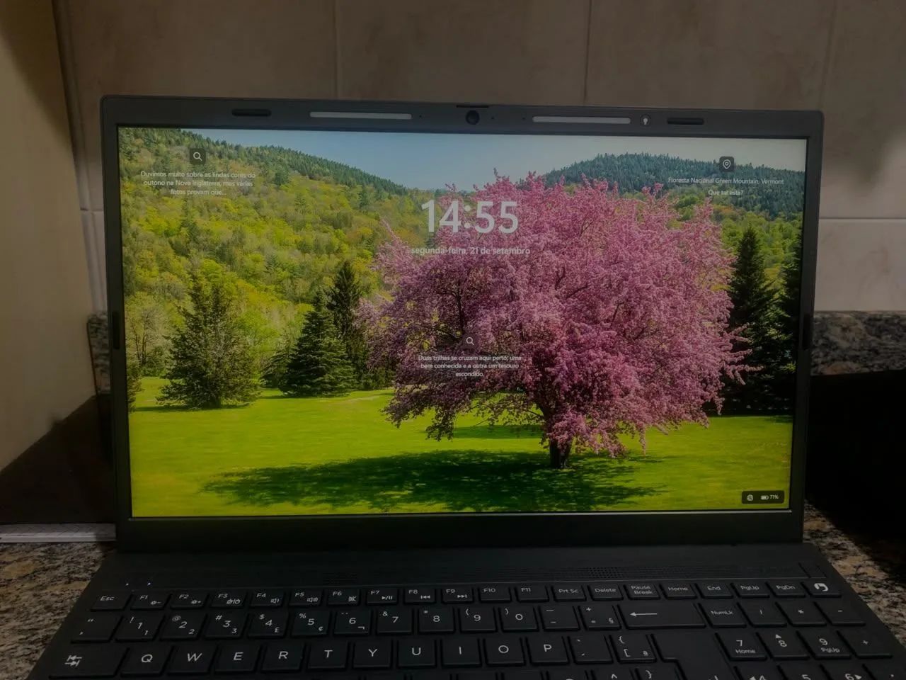 Vendo Notebook , Com Nota Fiscal, ja vem com IA