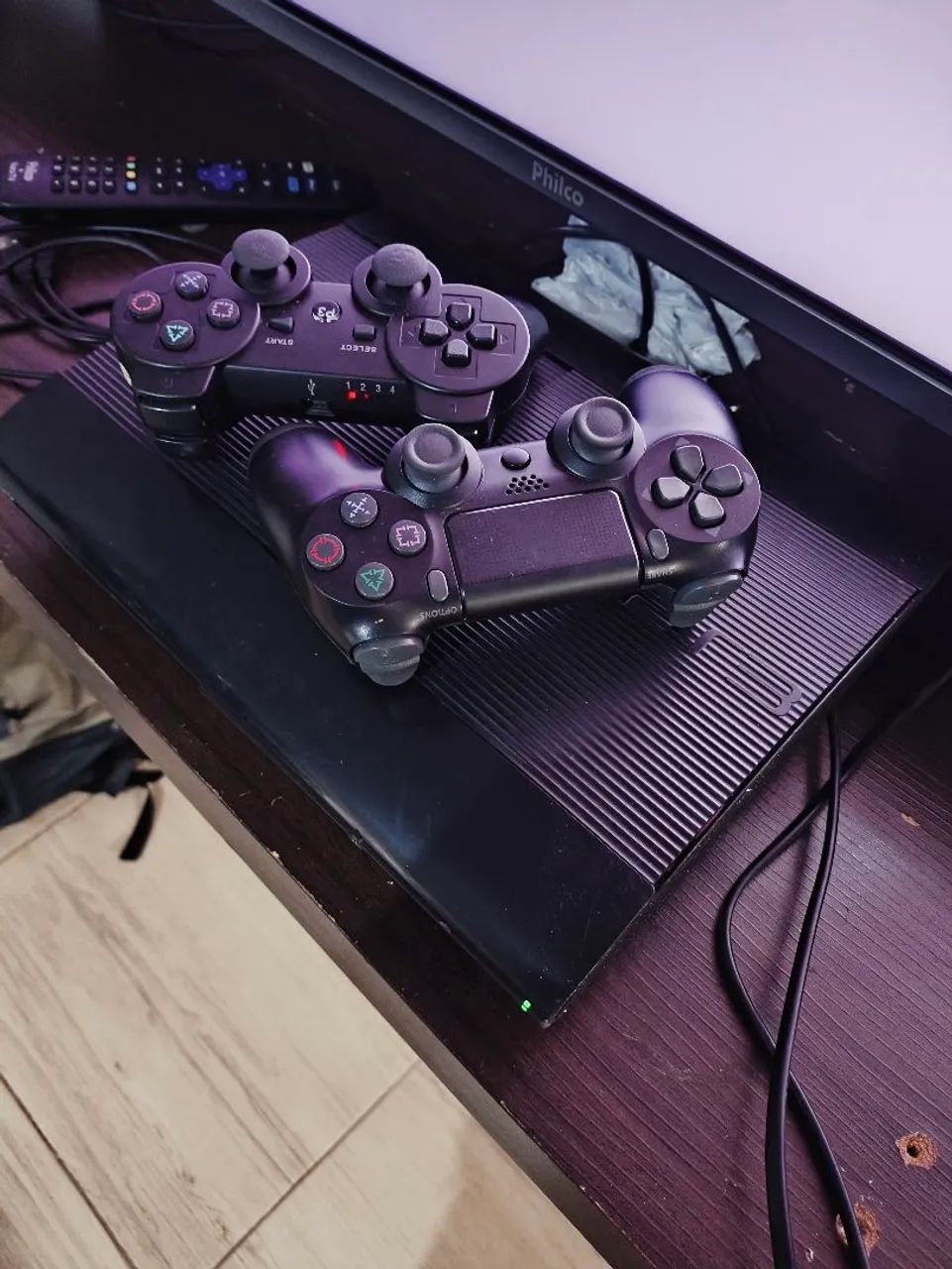 Ps3 com jogos e lojas 