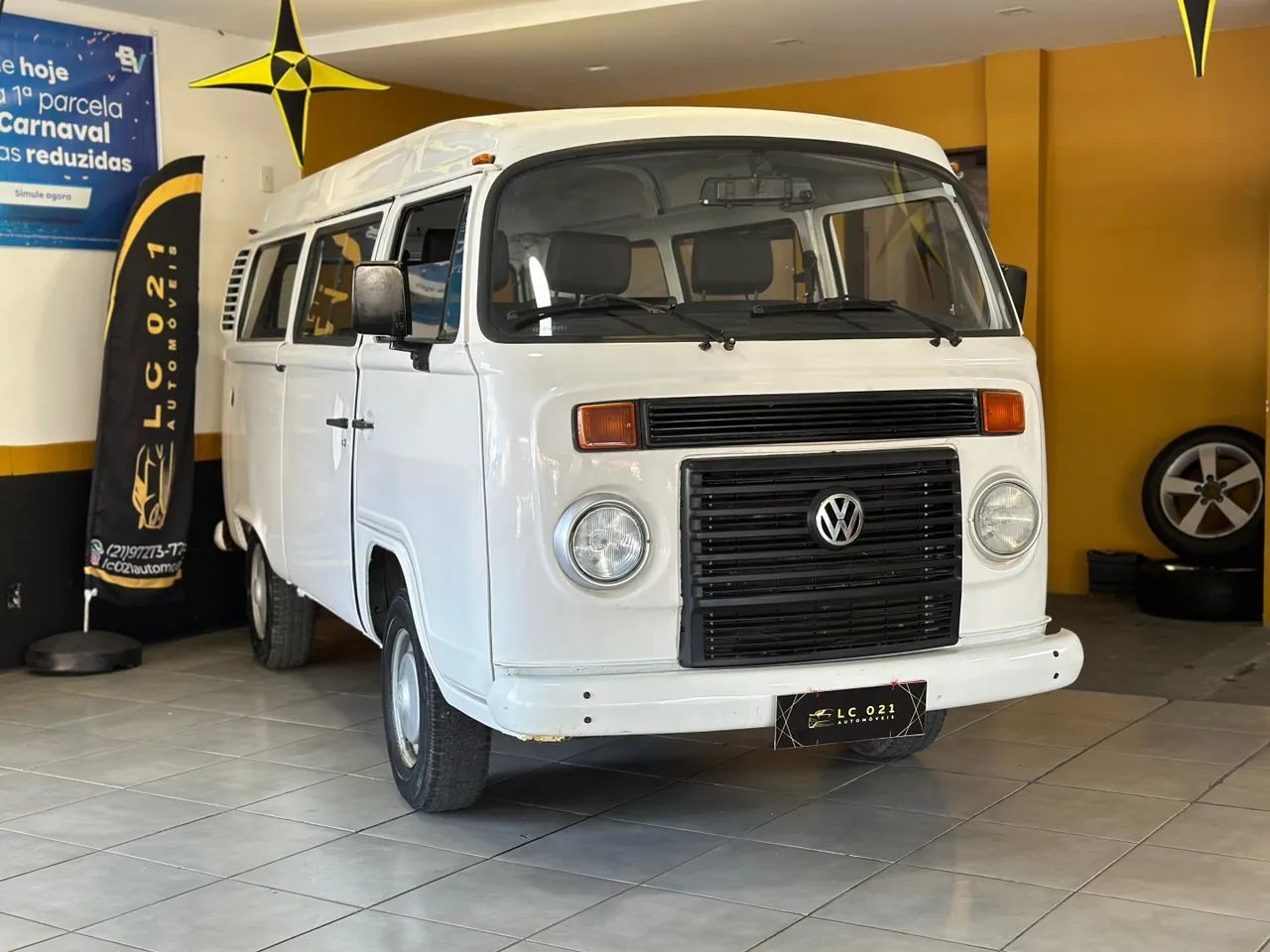 Volkswagen Kombi Kombi Lotação 1.4 Mi Total Flex 8V 2014