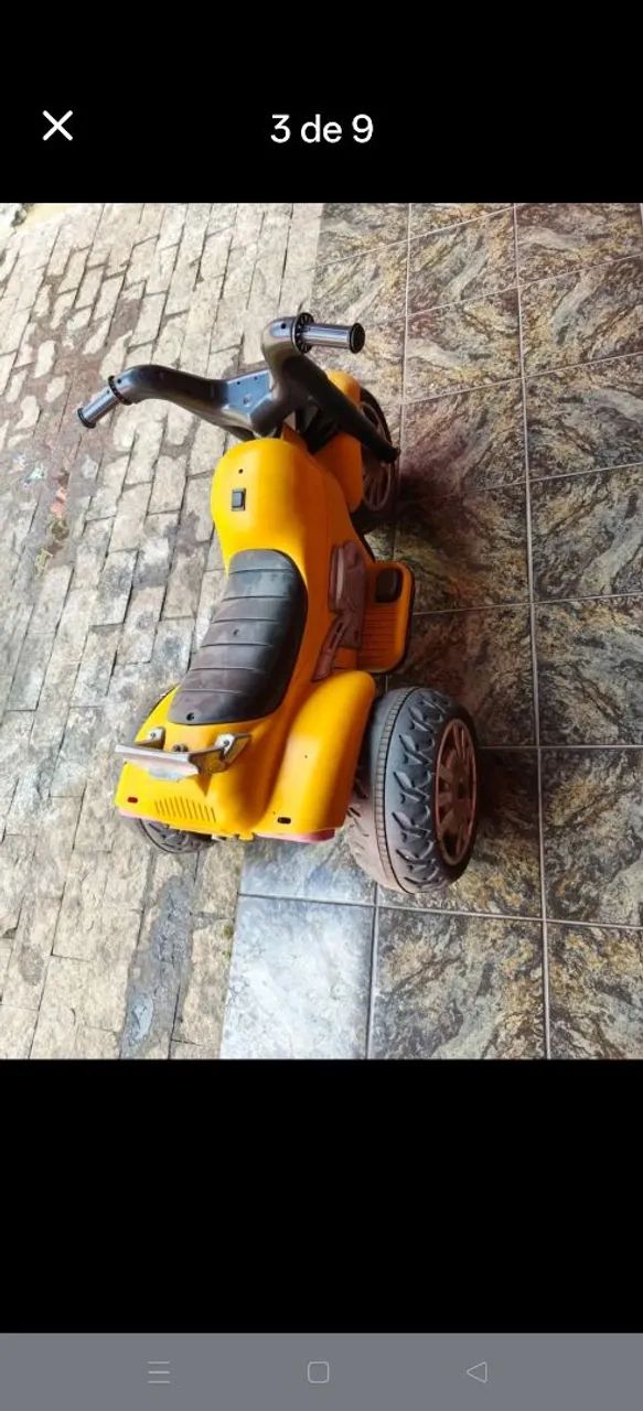 Moto elétrica infantil