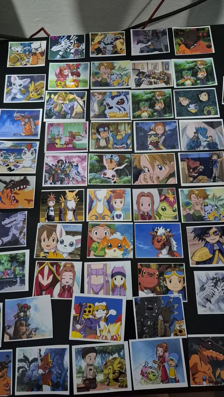 50 Figurinhas Digimon - Foto 2