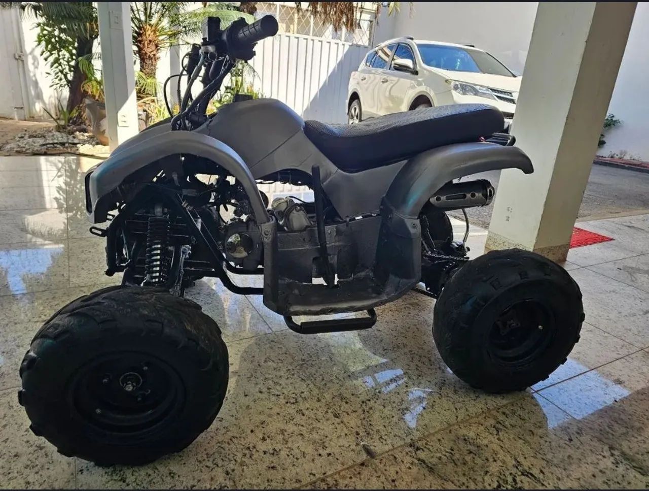 Vendo Quadriciclo infantil 110cc - Foto 4