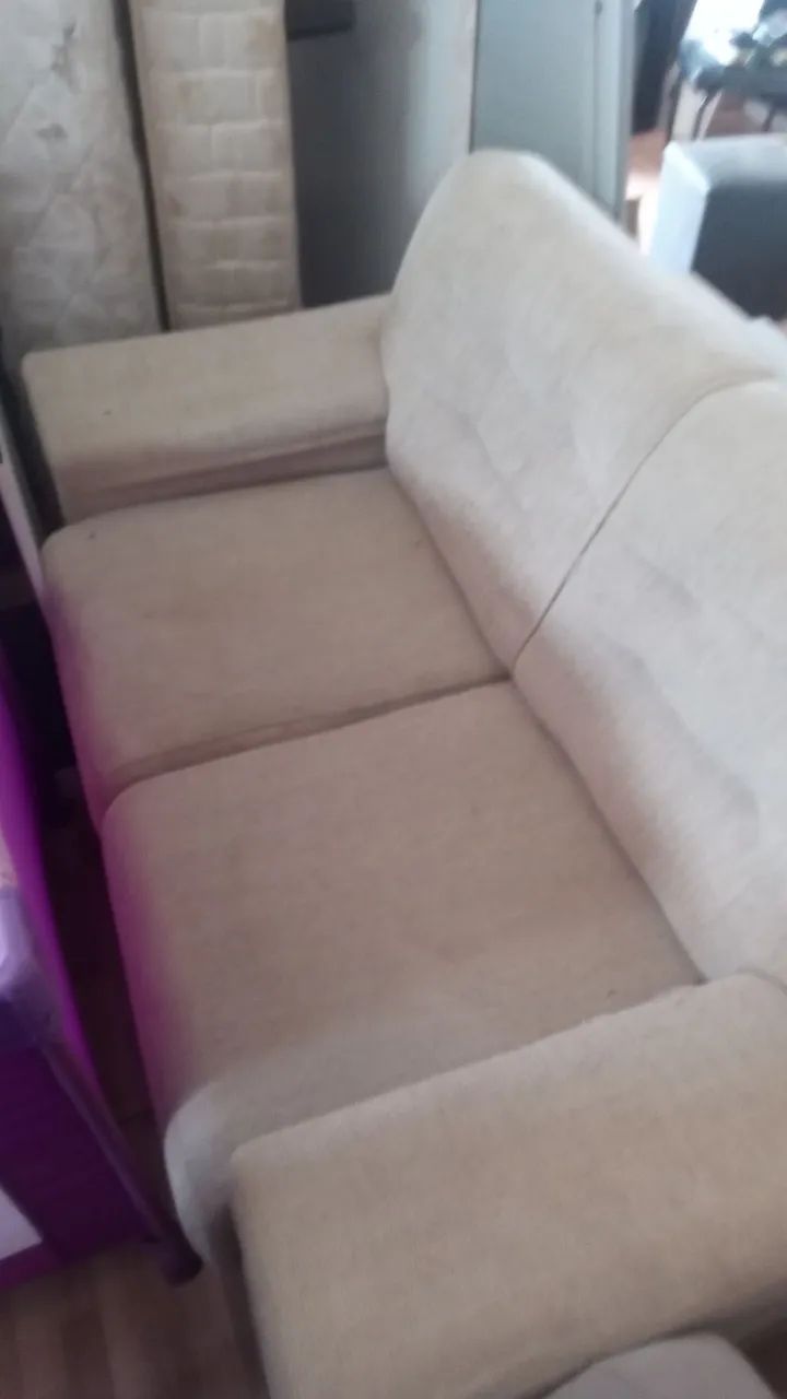 Two-Seater Sofa442957922714275840