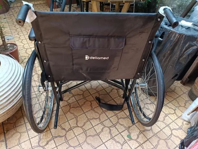 Cadeira de Rodas Dellamed D500 NOVA