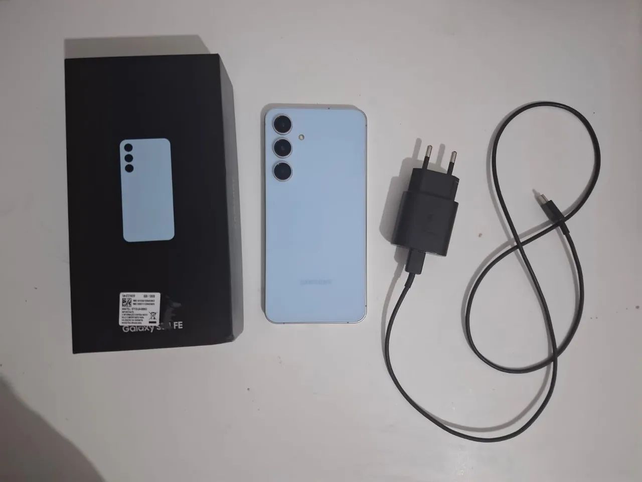 SAMSUNG GALAXY S24 FE 
