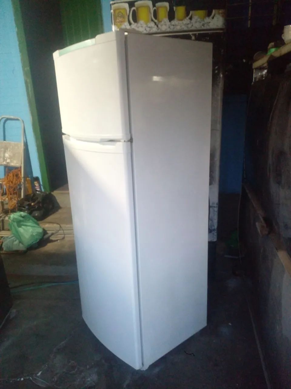 Vendo geladeira Cônsul Biplex Gelo seco  - Foto 2