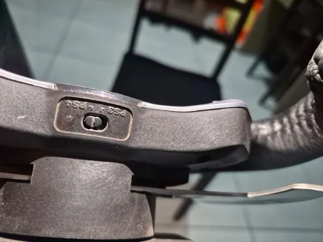 Volante Logitech G29 Driving Force e Pedais com Force Feedback para PS4, PS3 - Foto 4