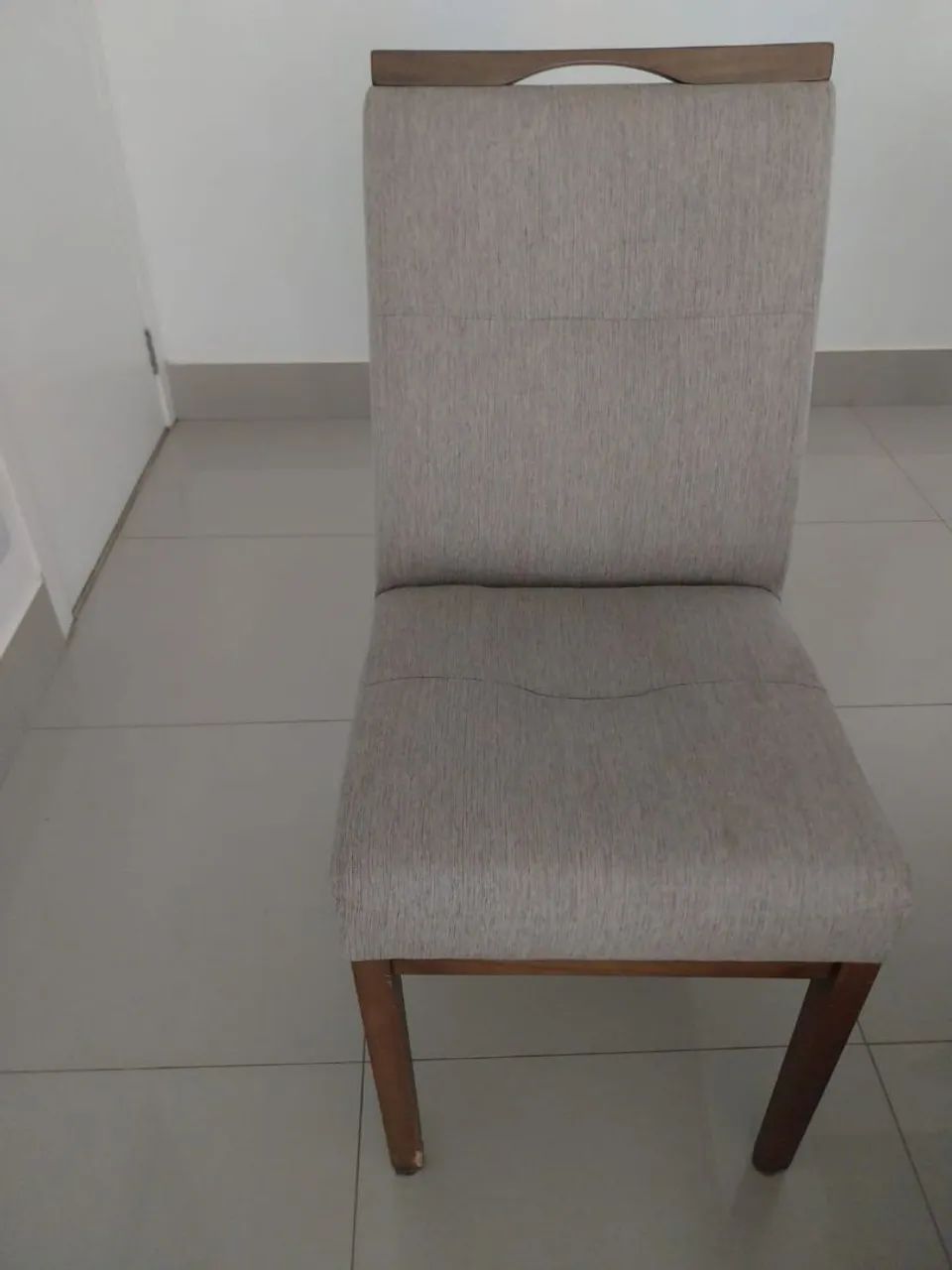 Mesa de Jantar + 8 Cadeiras - Foto 4