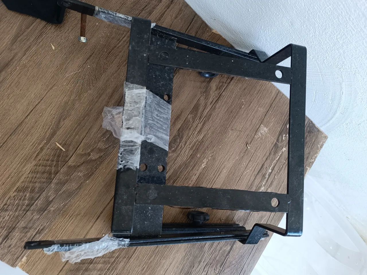 Vendo suporte de moto da mottu - Foto 3