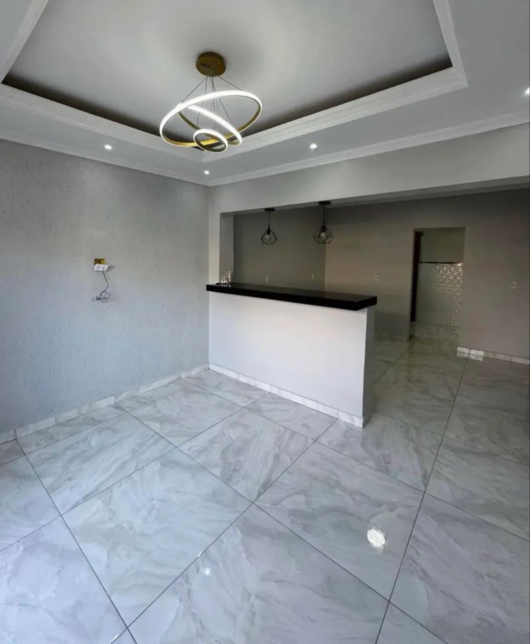 Linda casa com piscina 
