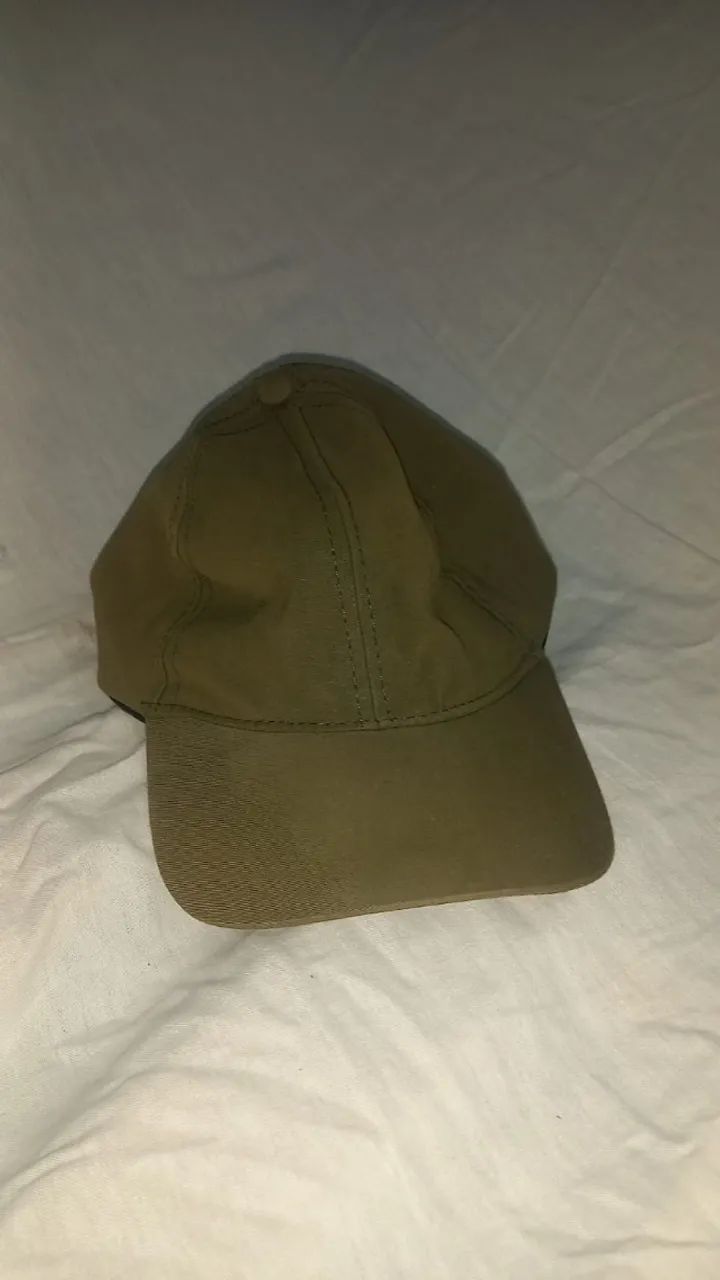 Boné verde musgo 