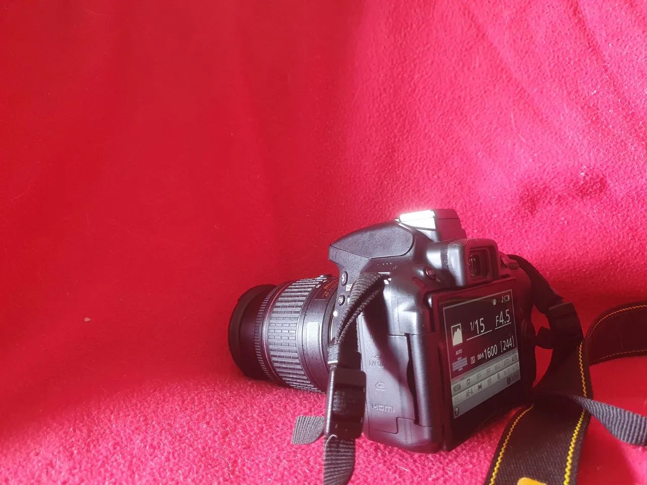 Camera DSLR Nikon D5300 Semi-nova - Foto 2