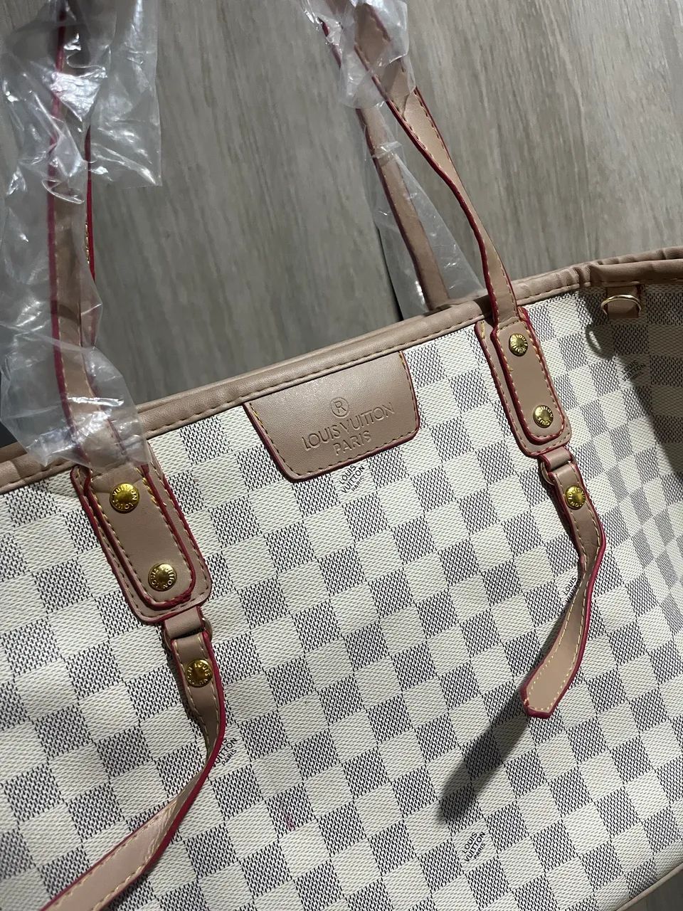 Bolsa louis vuittom nova com mini bolsa de brinde! 