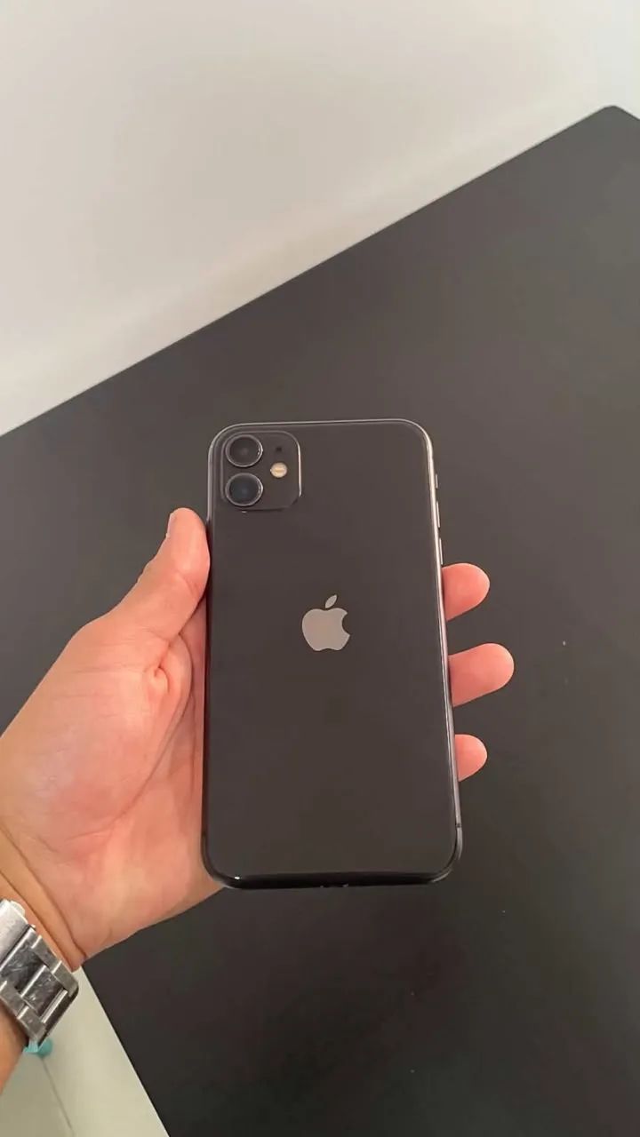 iPhone 11