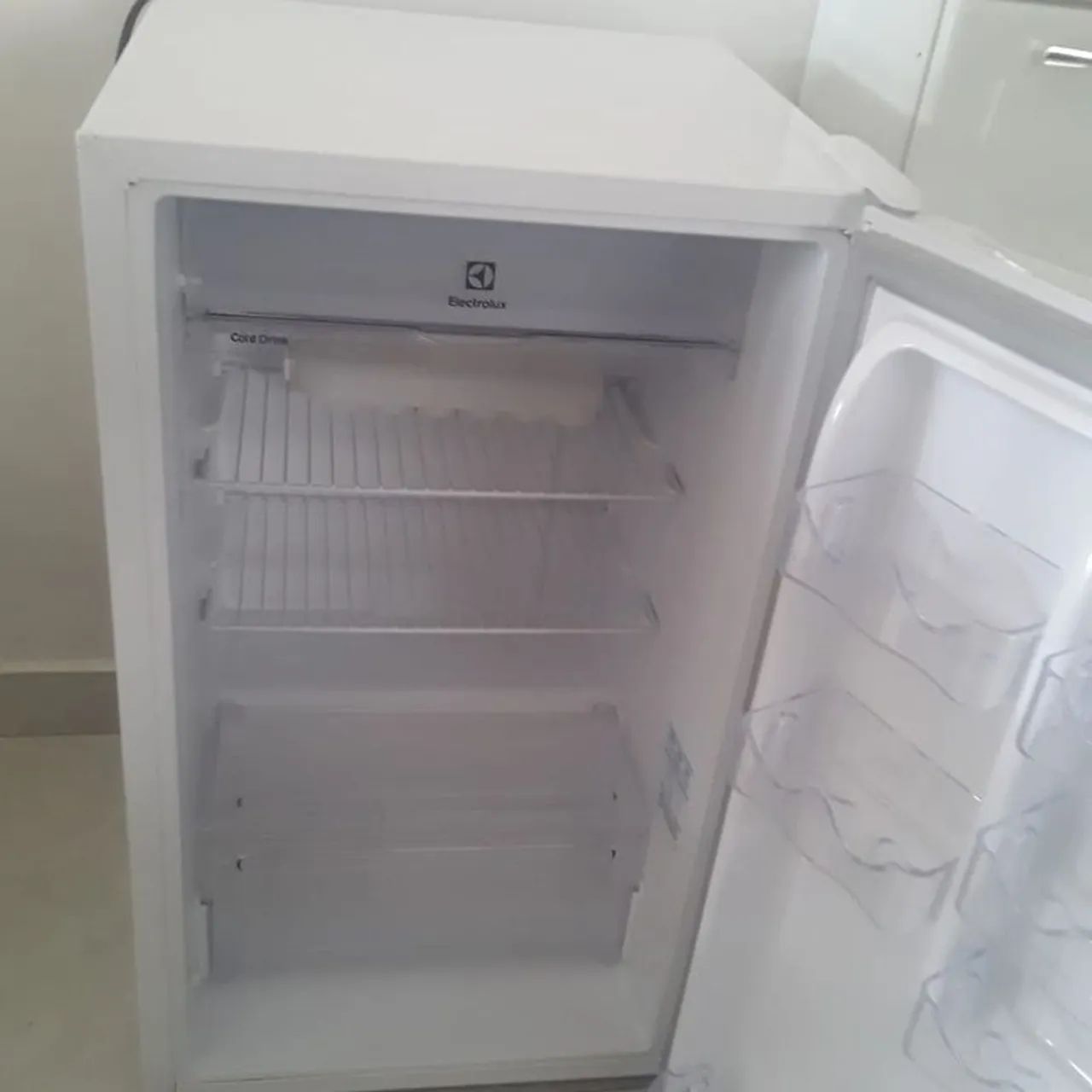 Frigobar Electrolux 122L Efficient com Controle de Temperatura Cor Branca | EcoPlus - Foto 4