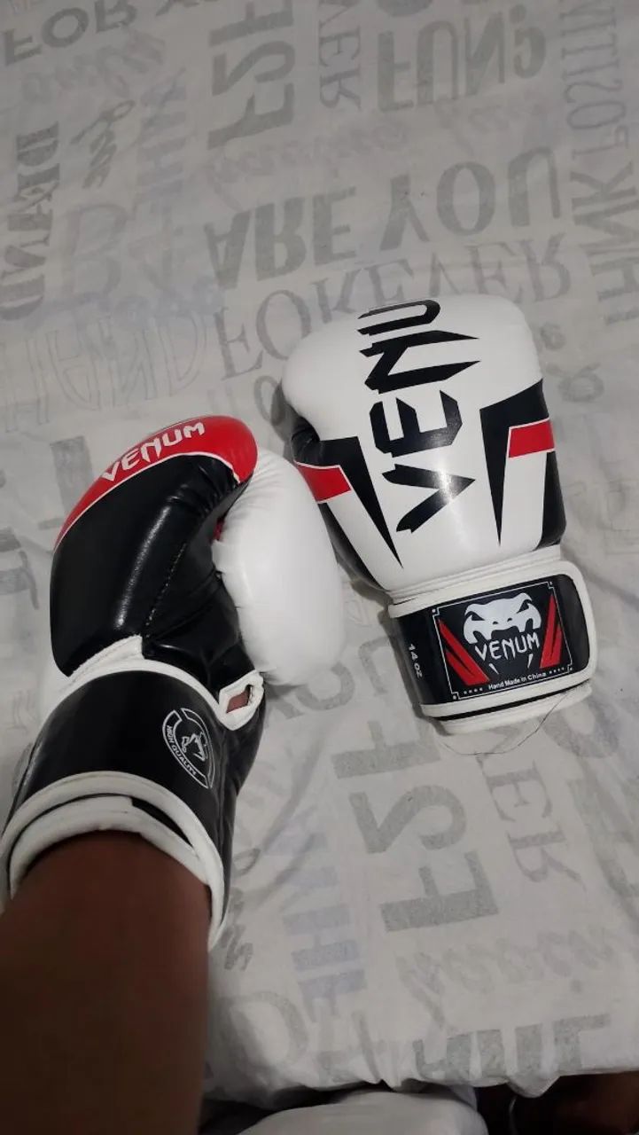 Luvas de Boxe Venum Elite  - Foto 3