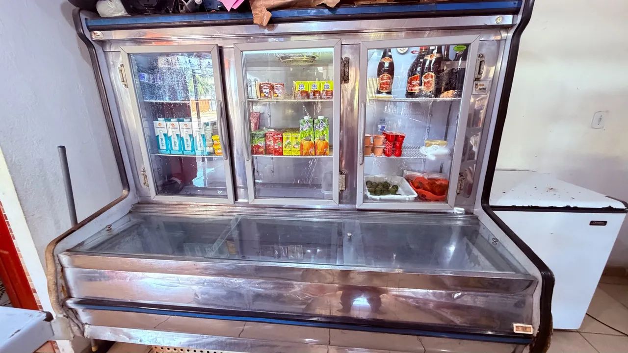 Ilha de Refrigeração 2 em 1 - Expositora de Congelados