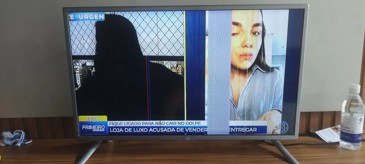 Tv LG 32lb560b( está como algumas linhas) - Foto 4