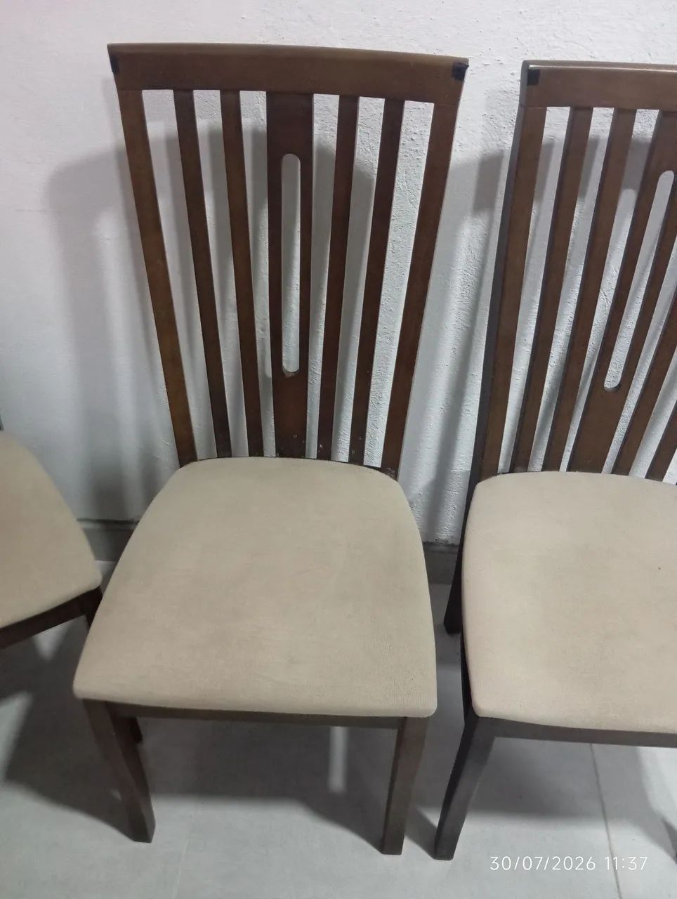 Vendo mesa de vidro com 4 cadeiras  - Foto 5