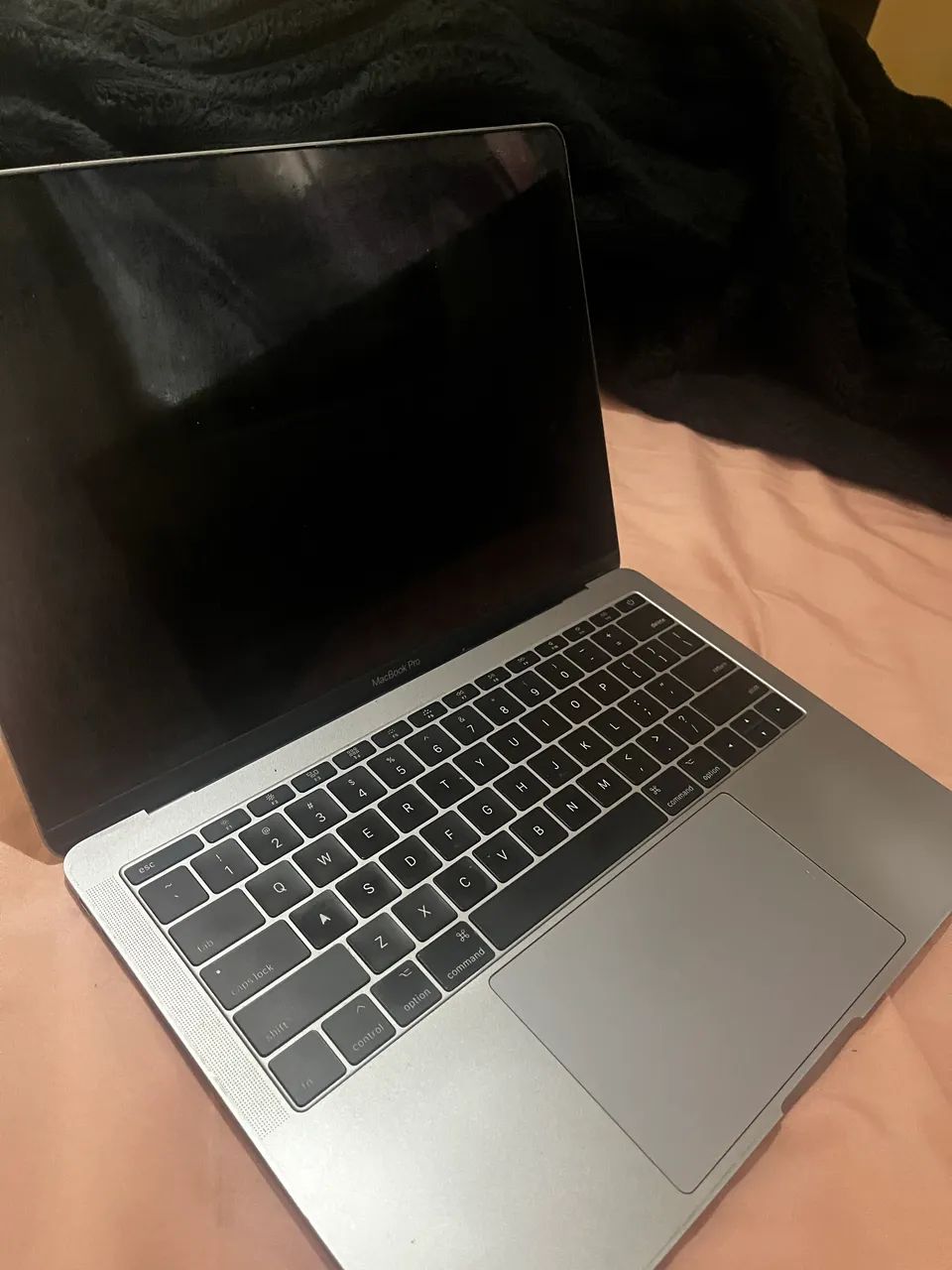 Vendo MacBook Pro 2017  - Foto 2