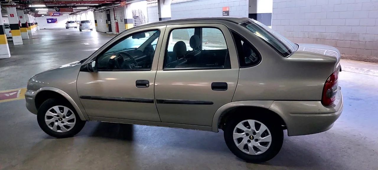 Chevrolet Corsa Sedan 1.0 MPFI 8V 71cv 4P 2004
