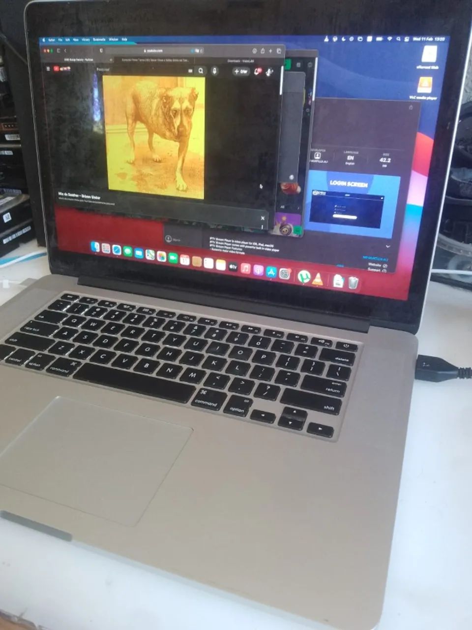 macbook pro a1398 16ram ssd 500 - Foto 2