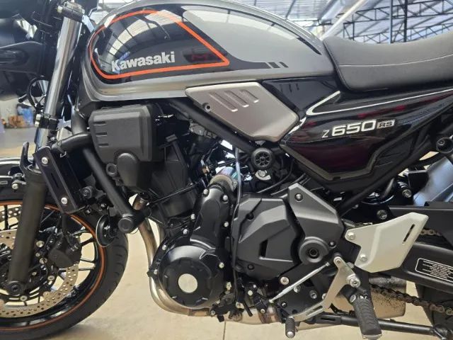 Z650 RS - Foto 4