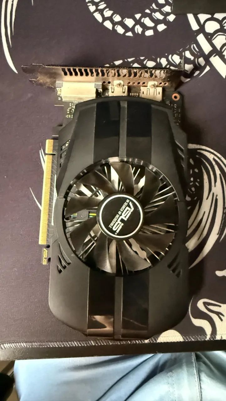 RX 580 + GTX 1650 4 GB com defeito
