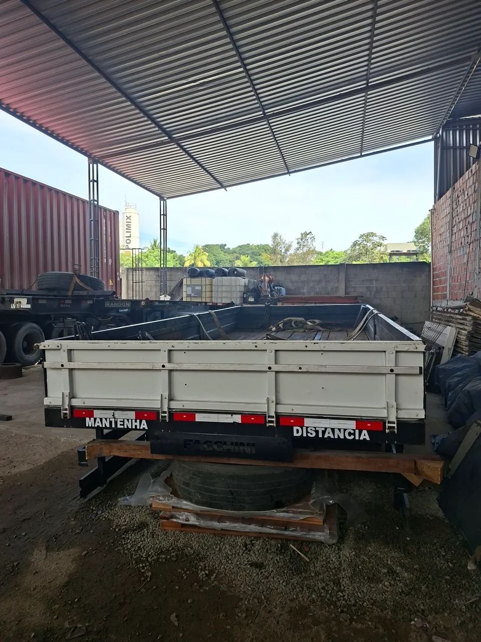 Carroceria de ferro Facchine  - Foto 2