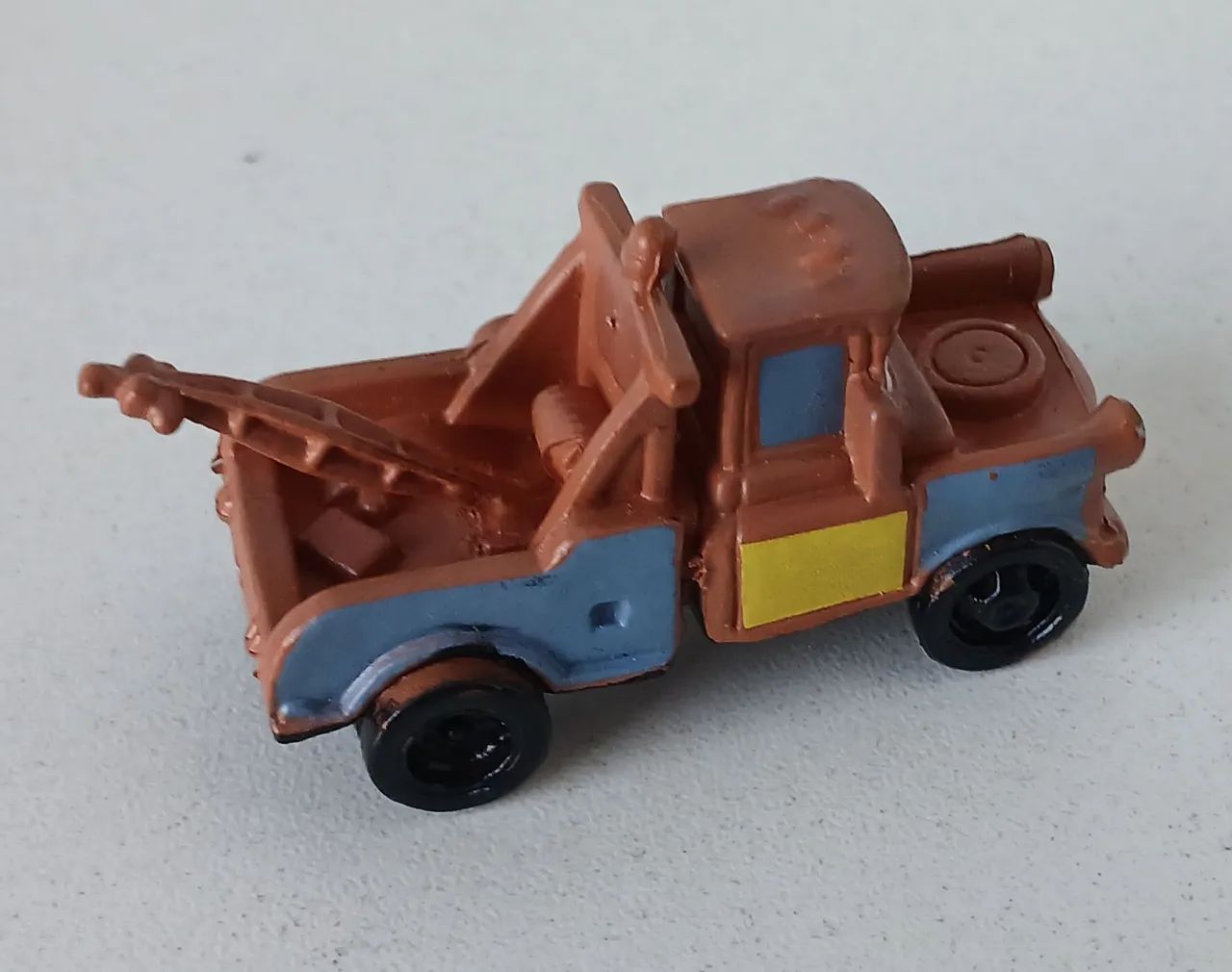 BONECO MINIATURA CARROS TOM MATE ORIGINAL DISNEY PIXAR - Foto 2