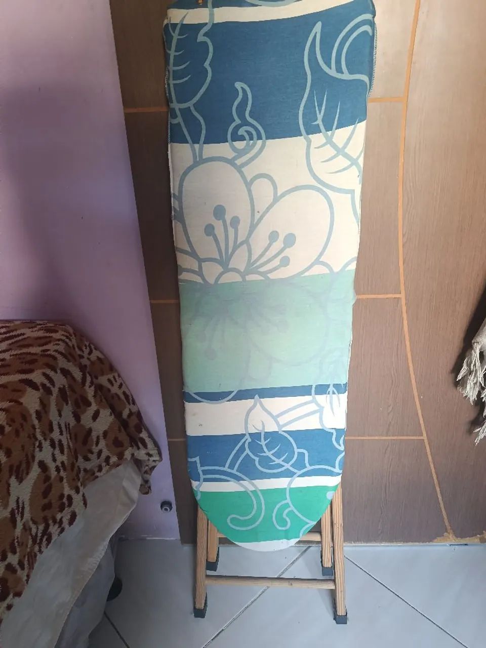Tábua de passar roupa - Foto 2