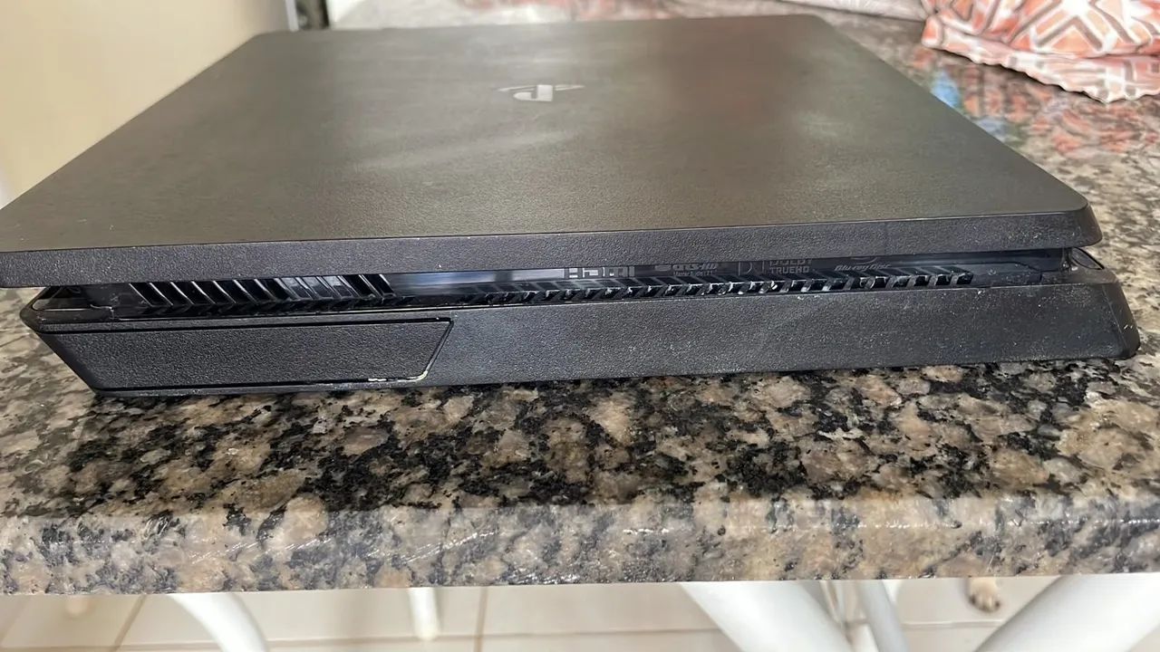 Playstation 4 Slim - 1tb - Foto 4