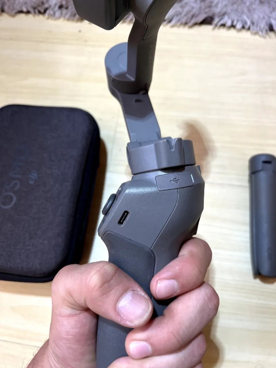 DJI Osmo Mobile 3 + Case + Tripé Original | Excelente Estado - Foto 3