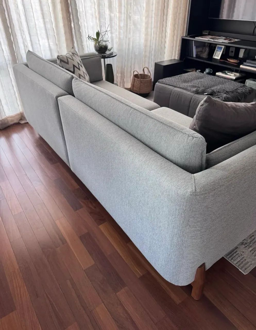Sofa cinza tecido elegante moderno 2m - Foto 3