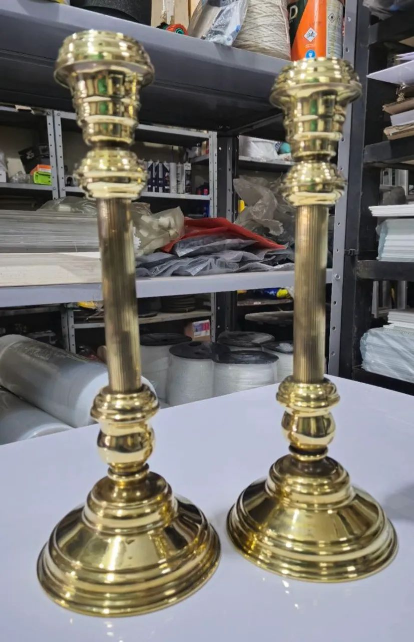 Par castiçal antigos latão dourado  - Foto 3