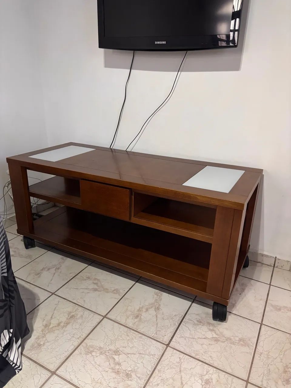 Rack para TV em madeira maciça - Excelente estado