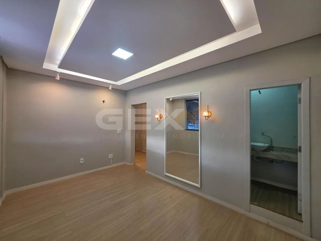 Sala Comercial à Venda no Centro de Divinópolis MG. - Foto 5