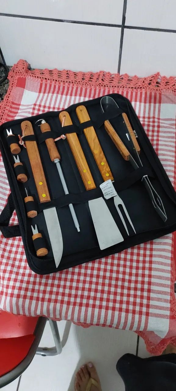 Kit Churrasco 10 Peças Com Estojo Inox e Madeira