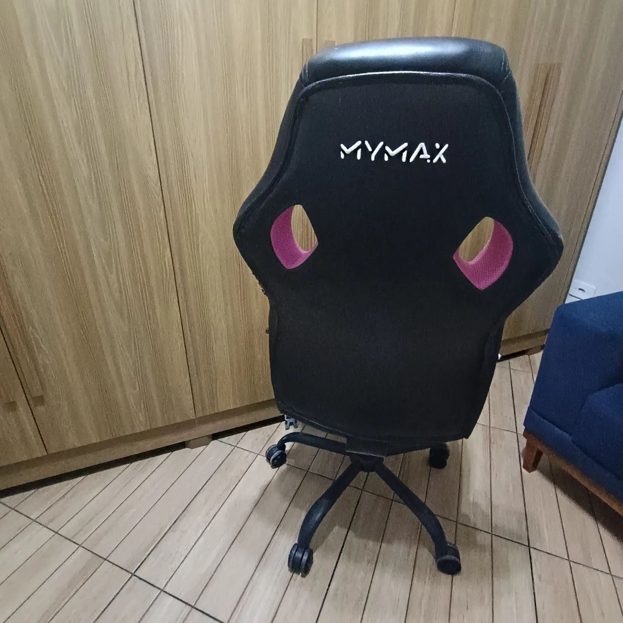 Cadeira Gamer rosa e preta - Foto 2