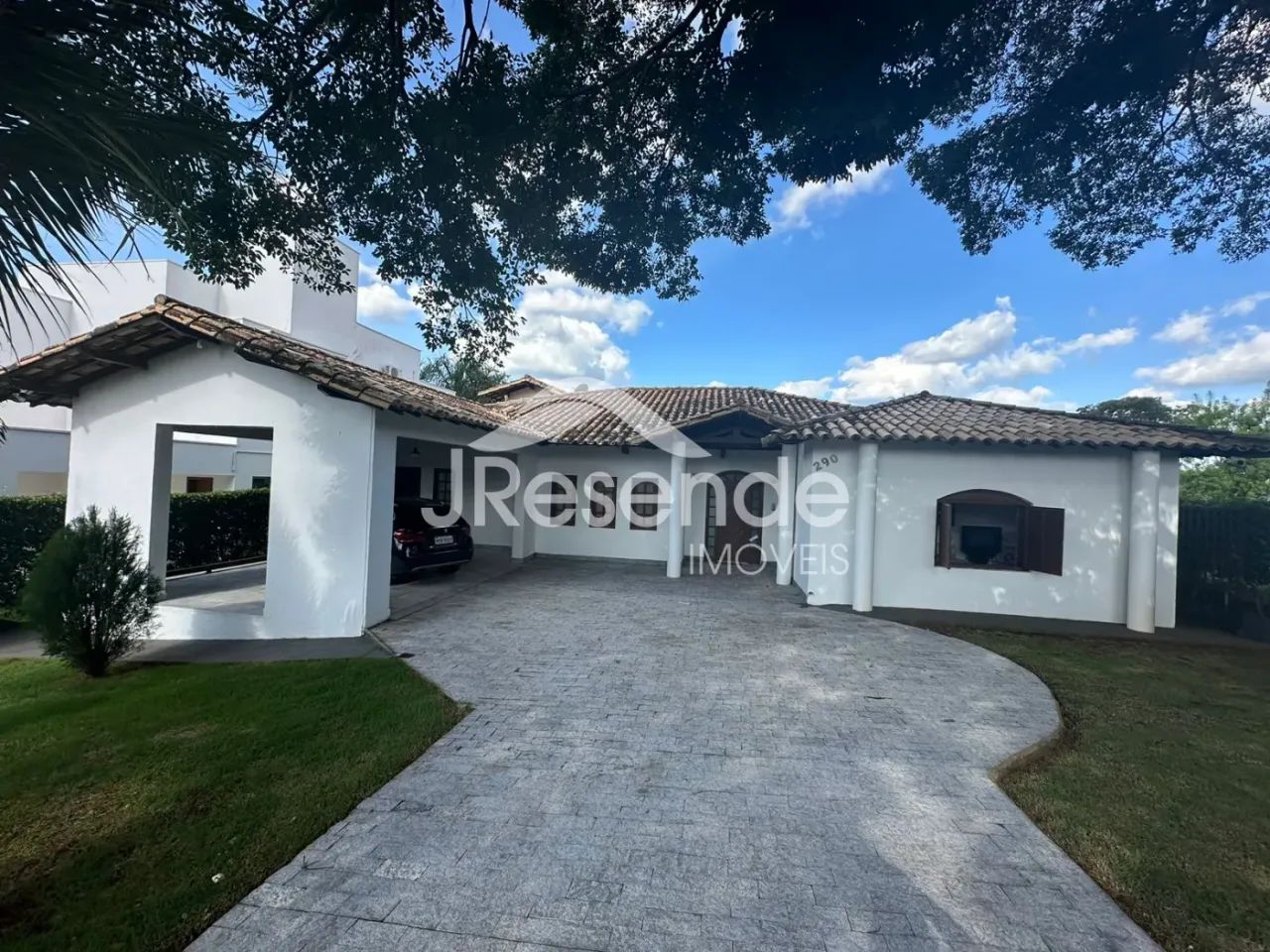 Casa Padrão em Capit ólio - Foto 2