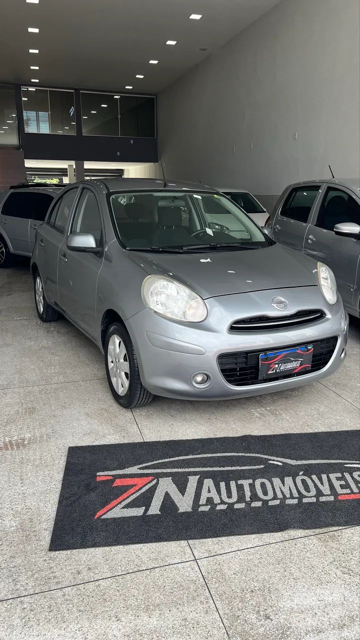 Nissan March 2013