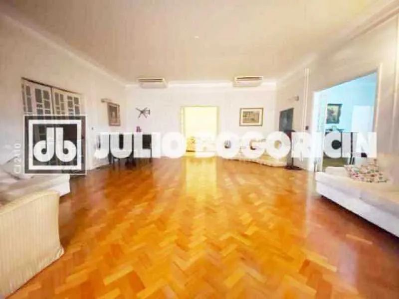 Apartamento : / Residencial / Copacabana