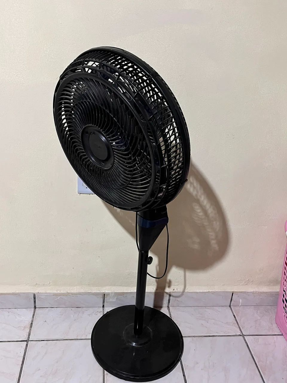 VENDE-SE VENTILADOR ARNO 300$ - Foto 2