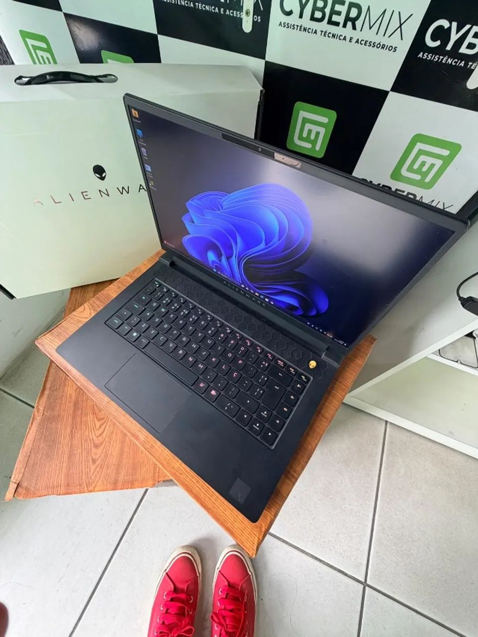 NOTEBOOK ALIENWARE DELL   M15-R7 - Foto 4