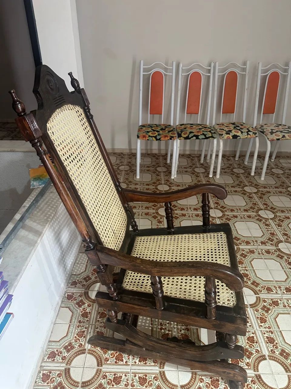 Cadeira de balanço  - Foto 3