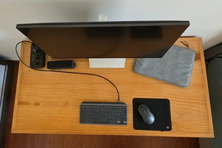 Mesa de trabalho em madeira maciça - Foto 2