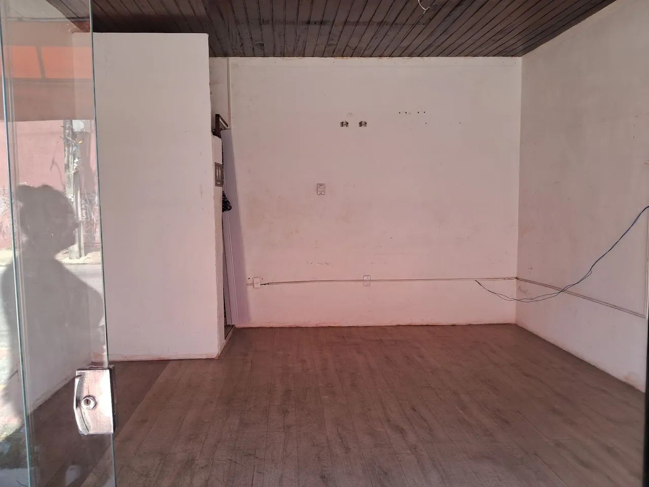 ALUGO PONTO COMERCIAL 