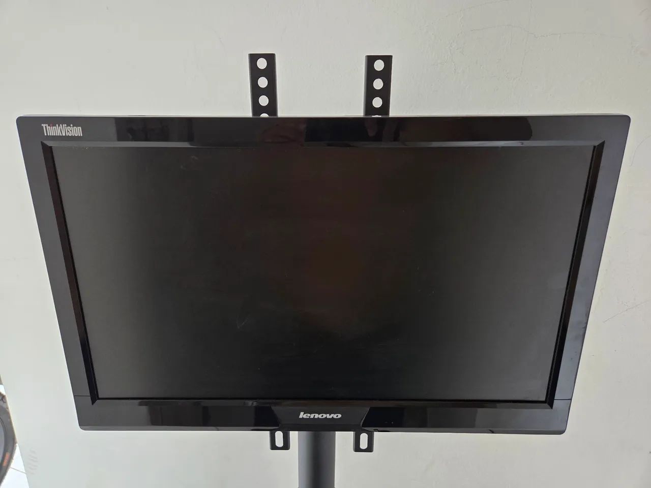 Monitor lenovo 19'