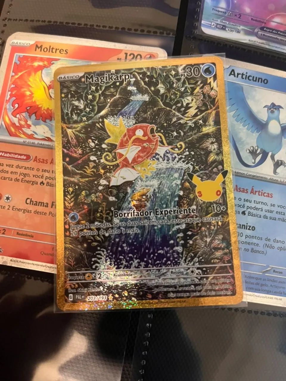 Cartas TCG POKÉMON 30th